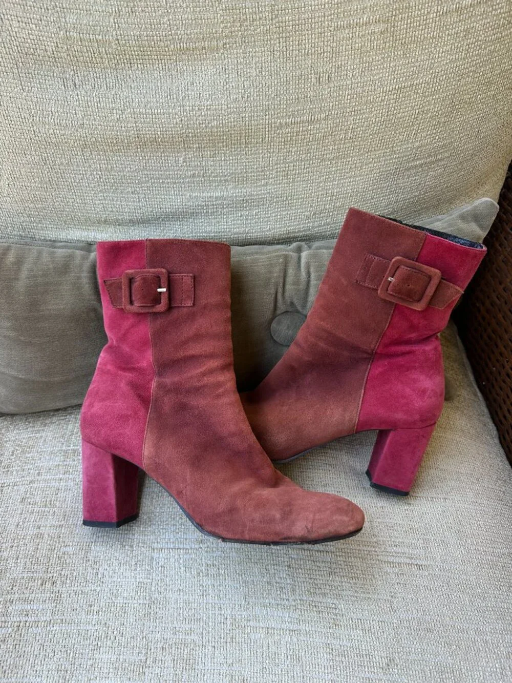 Aquatalia Burgundy Suede Block Heel Boots Made in Italy Size 8.5